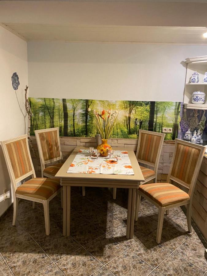 Grosse Helle Wohnung Am Wald In Bad Saarow Nahe Gruenheide Und Berlin Souterrain Eksteriør billede